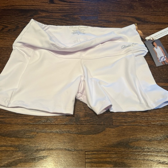 NEW Denise Cronwall Medium Shorts Tennis - Picture 6 of 6